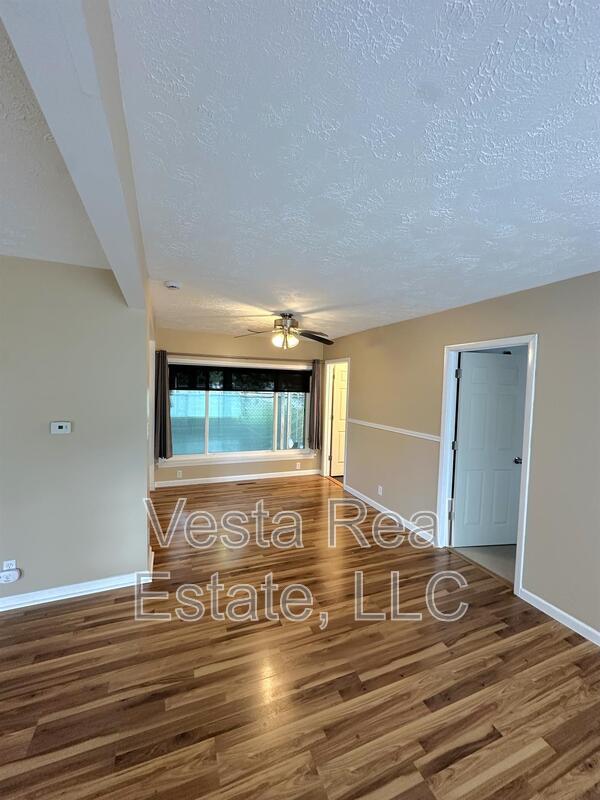 Building Photo - 606 Cullom St