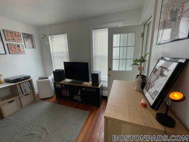 Building Photo - 87 Winthrop Shore Dr