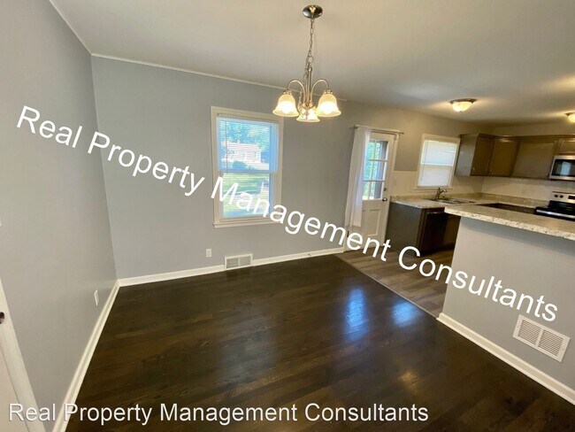 Foto del edificio - 3 br, 1 bath House - 10200 E 69th Ter