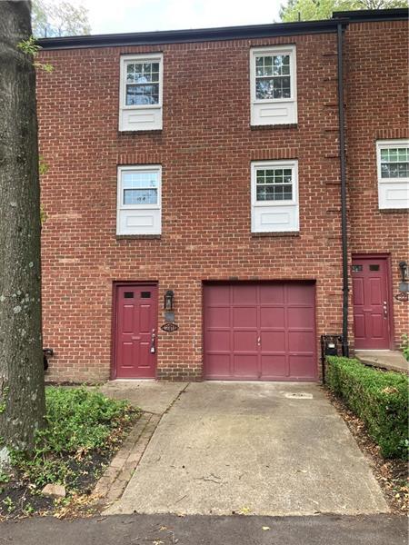 Primary Photo - 219 West St