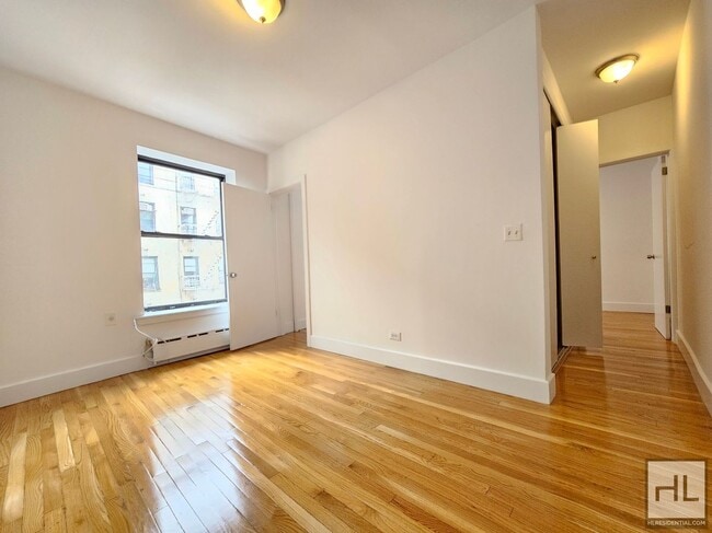 Building Photo - Bright 2-Bedroom in Nolita | 4th Floor, Pr...