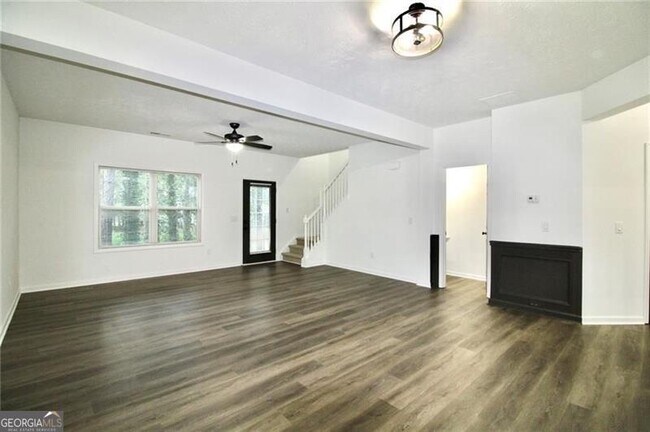 Foto del edificio - 2555 Flat Shoals Rd