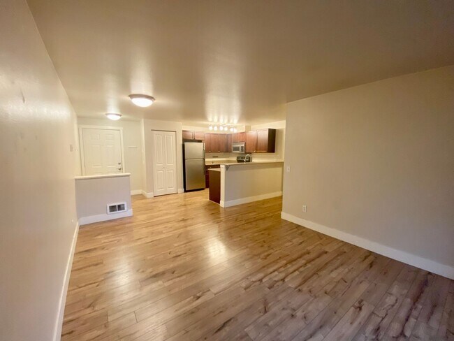 Foto del edificio - Windsor Court Condominiums ~ Lower Queen Anne