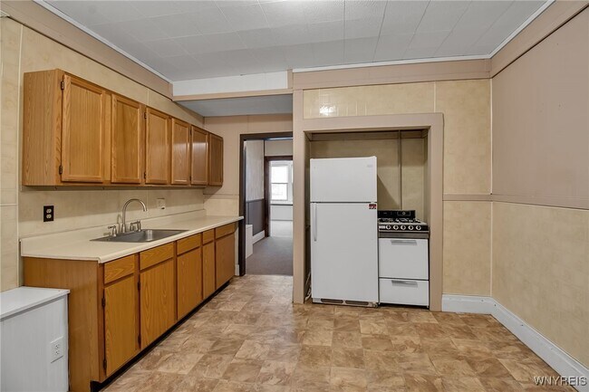 Foto del edificio - 314 Abbott Rd