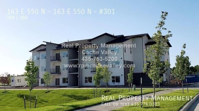 Building Photo - 163 E 550 N