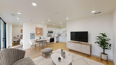 Building Photo - Maple Rock Reserve