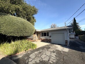 Building Photo - 1581 Hawes Ct