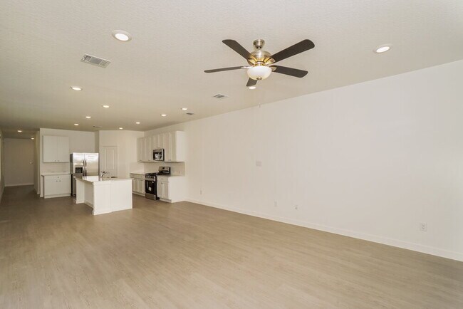 Foto del edificio - 610 Kayden Ct