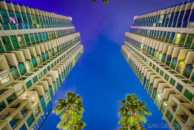 Foto del edificio - 1205 Pacific Hwy