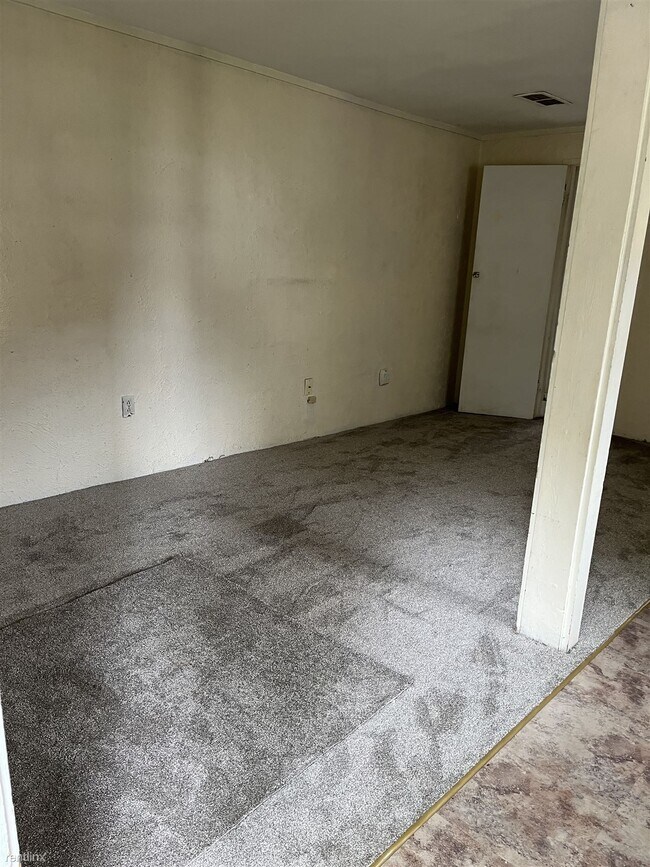 Foto del edificio - 1 br, 1 bath House - 1613 4th Avenue