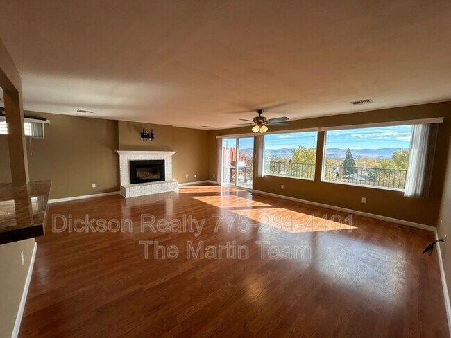 Building Photo - 3190 Coronado Way