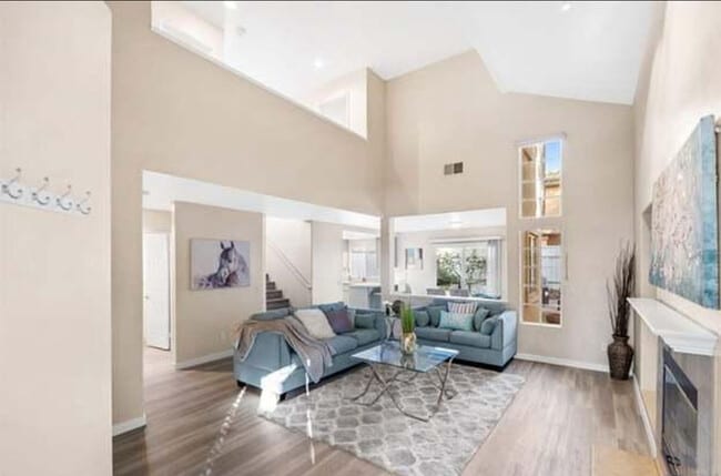 Foto del edificio - 843 Emory St
