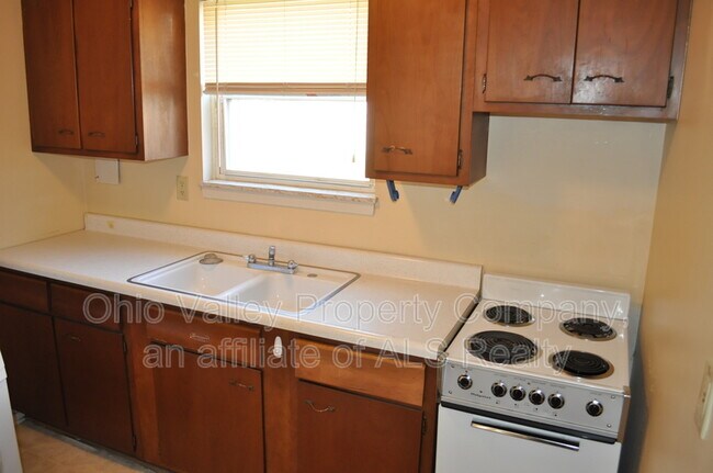 Building Photo - 2516 Langdon Dr