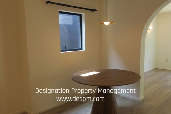 Foto del edificio - 3181 Verdugo Pl