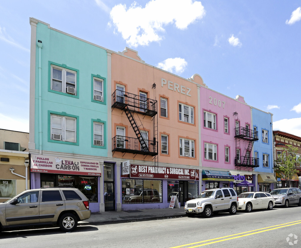 Foto principal - 919-923 Main Ave