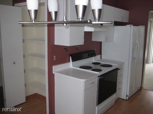 Building Photo - 31160 Columbia Dr