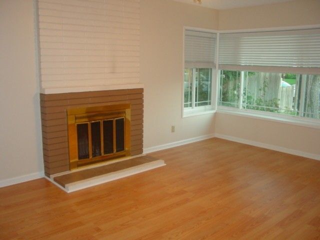 Foto del edificio - 9952 Vanguard Dr