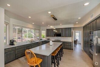 Building Photo - 24123 Benfield Pl