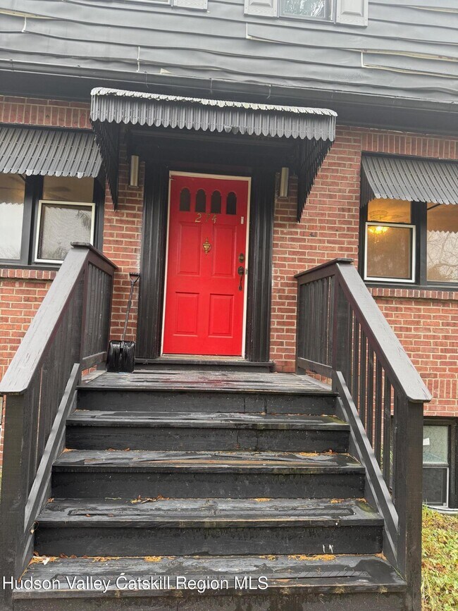 Building Photo - 274 N Rd