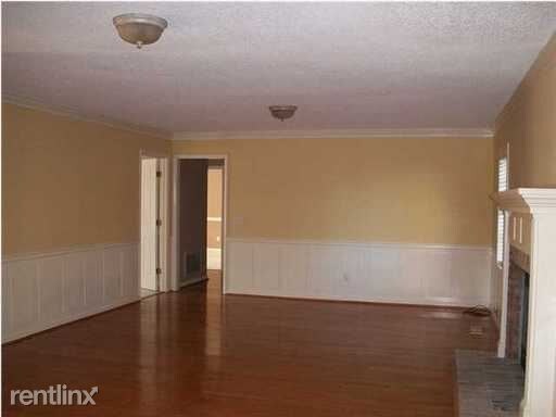 Building Photo - 104 Cedar Cove Dr