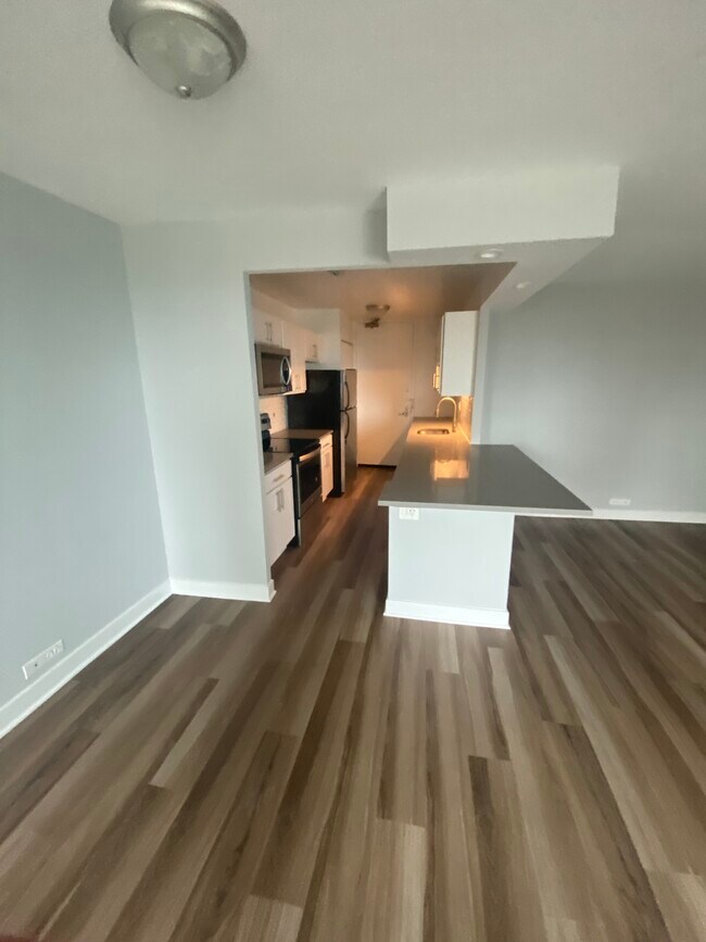 Foto del edificio - 1160 S Michigan Ave