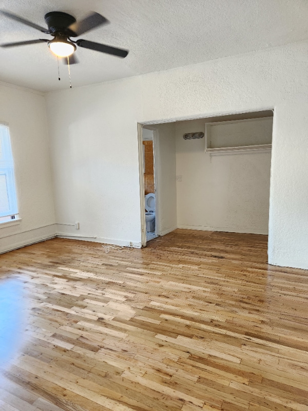 Foto principal - 1845 N Gramercy Pl