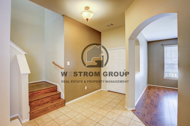 Building Photo - 4537 Chris Dr