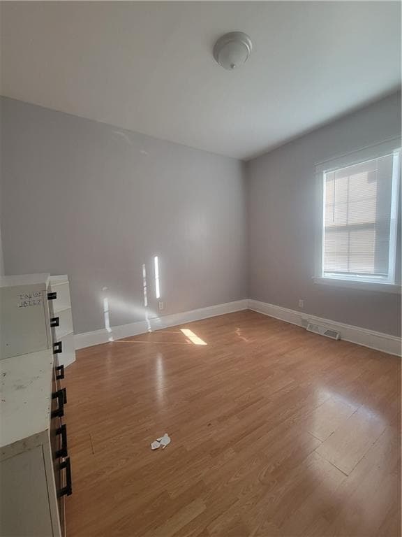 Building Photo - 168 Farmington Ave