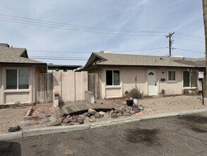 Building Photo - 2620 N 72nd Pl