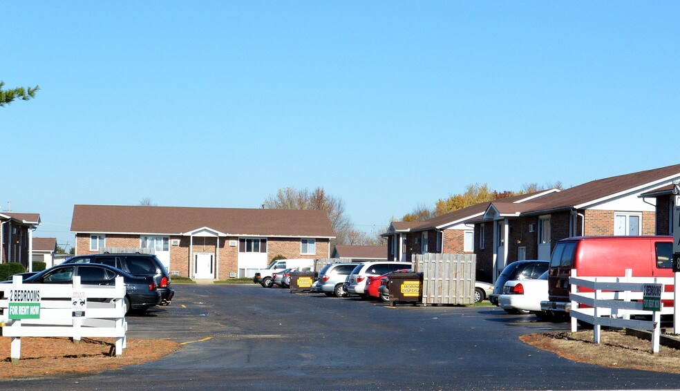 3602 River Rd Sterling, IL 61081 Rentals Sterling, IL