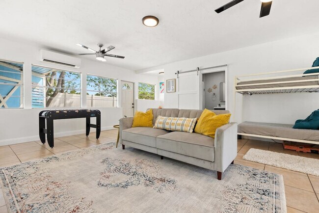 Foto del edificio - 520 22nd St W