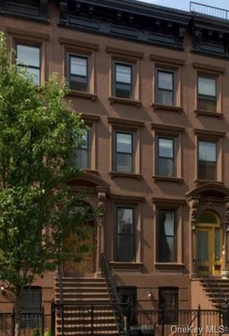 Building Photo - 68 W 127th St