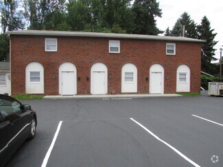 Building Photo - 132 6th Dr SE