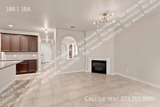 Foto del edificio - 4110 Woodbridge Way