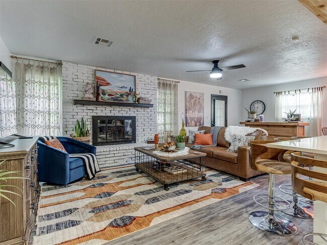 Foto del edificio - 2140 SE 44th St