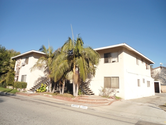 Primary Photo - Emery Street Apartments