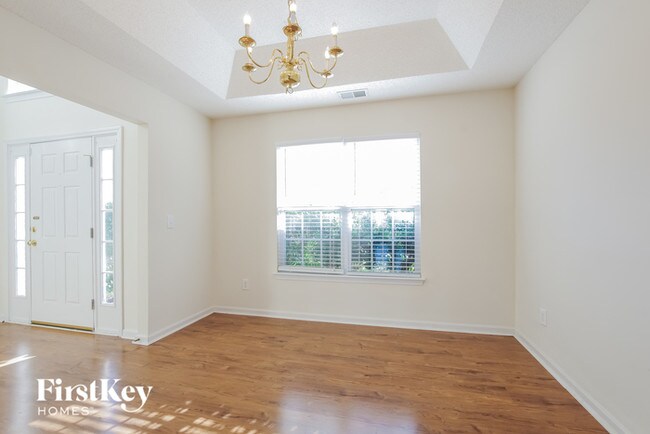 Building Photo - 10103 Faires Farm Rd