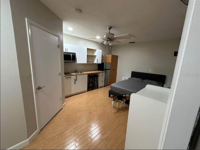 Foto del edificio - 190 E Cedarwood Cir