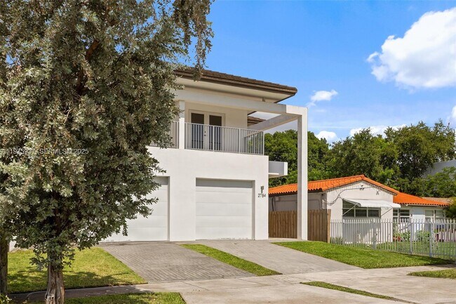 Foto del edificio - 2784 SW 34th Ave