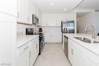 Building Photo - 5715 Double Eagle Cir