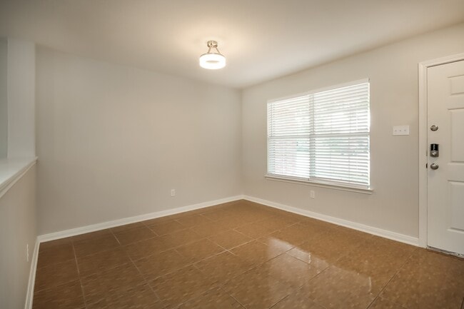 Foto del edificio - 13003 Sandhill Park Ln