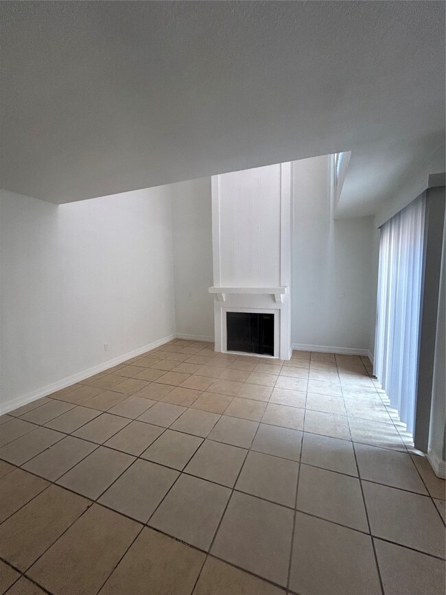 Building Photo - 11411 Harwin Dr.