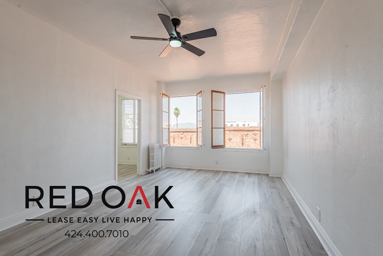 Foto principal - 3471 5th St