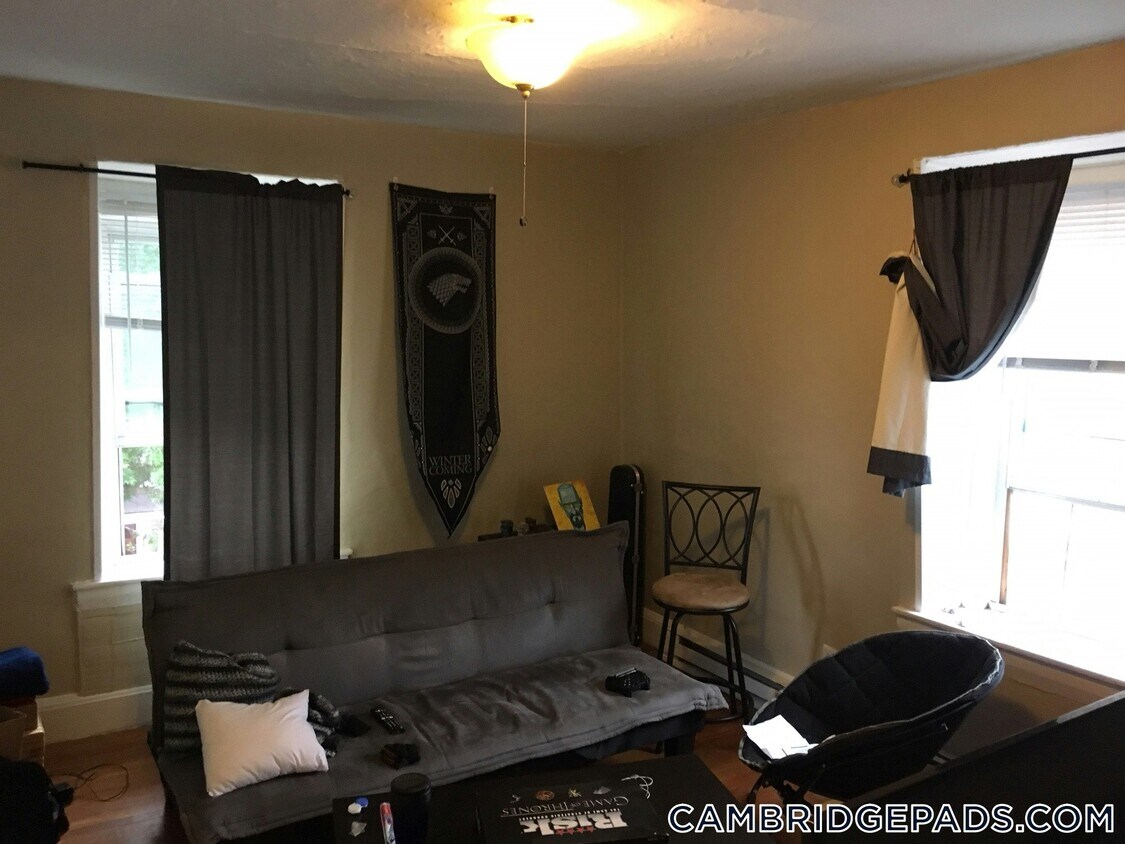 Foto principal - 357 Windsor St