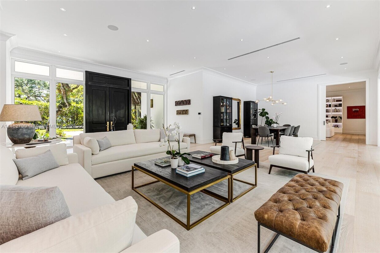 Foto principal - 5501 Snapper Creek Rd