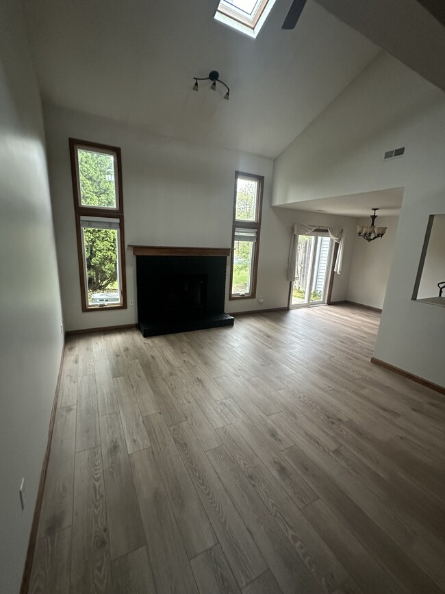 Building Photo - 6307 Langwood Blvd
