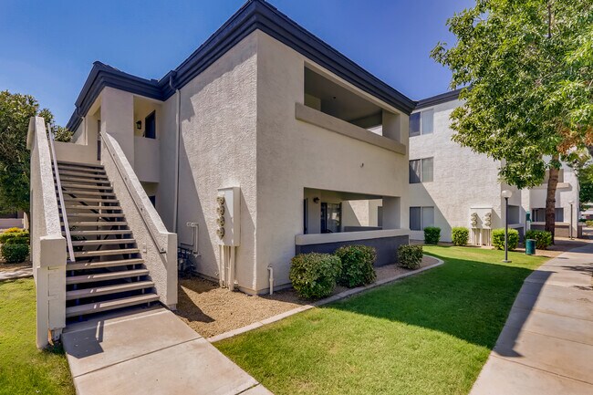 Foto del edificio - Pavilions at Arrowhead