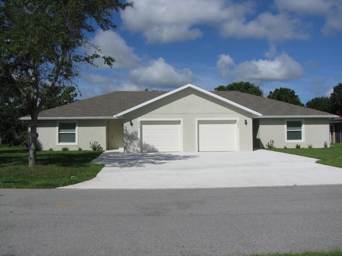 Primary Photo - 1230 Navigator Rd