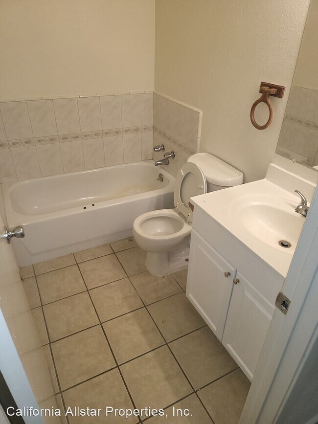 Building Photo - 3 br, 2 bath House - 532 Mary Todd Lane