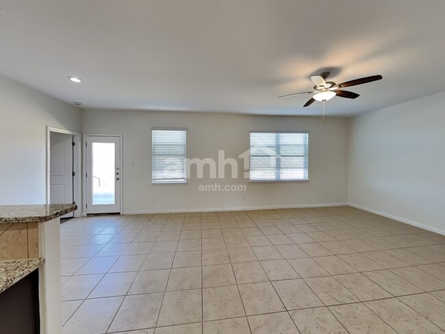 Building Photo - 6292 Begonia